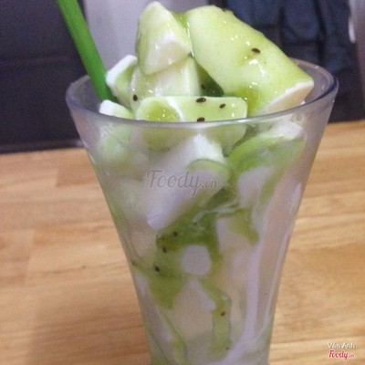 Sữa chua dẻo xắt miếng kiwi