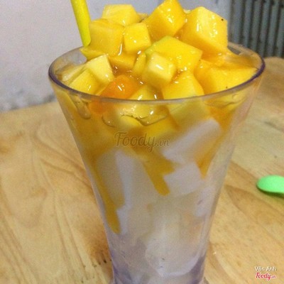 Sữa chua dẻo xắt miếng xoài tươi