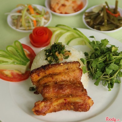 Cơm ba rọi muối sả