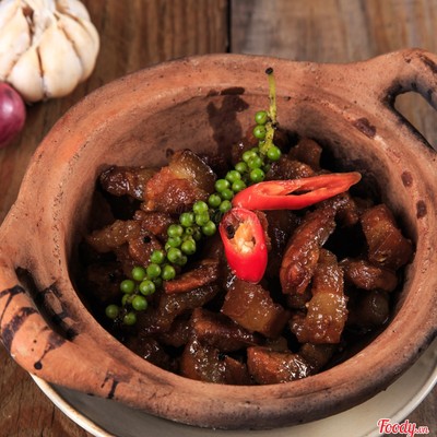 Cơm thịt kho tiêu