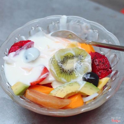 Trái cây dầm sữa
