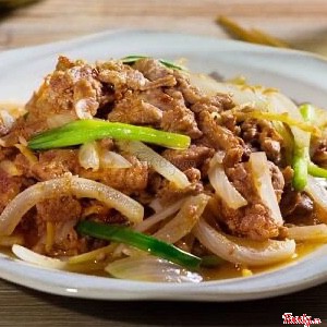 Bò xào củ hành