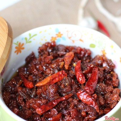 Cơm mắm ruốc tôm thịt
