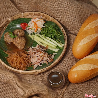 Bánh mì chấm Bà Bảy