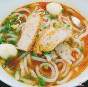 Bánh canh thịt nạc + chả