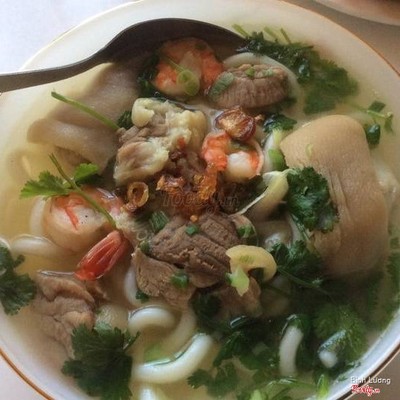 Bánh canh tôm + giò heo