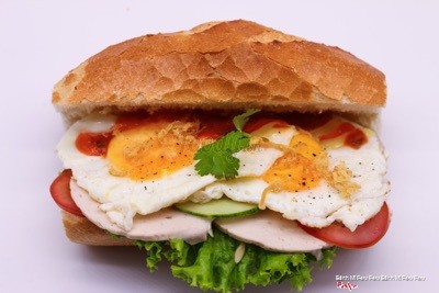 Bánh Mì Trứng