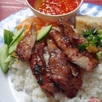 Cơm sườn non nướng
