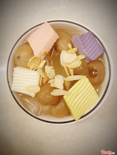 Chè long nhãn (nhãn tươi) + khúc bạch