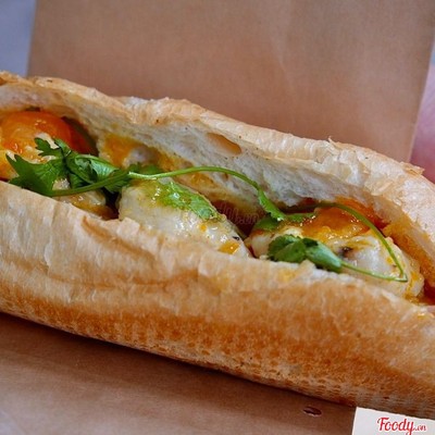 Bánh mì trứng oppla đầy đủ