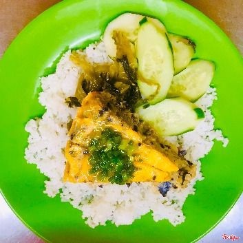 Cơm chả hấp