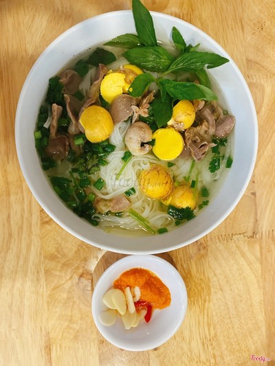 Phở Lòng Trứng Non