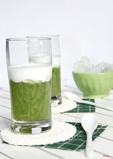 Chè Bánh Lọt+nước cốt dừa