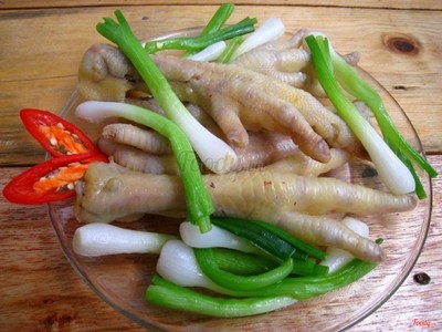 Chân gà hấp hành (Cặp)