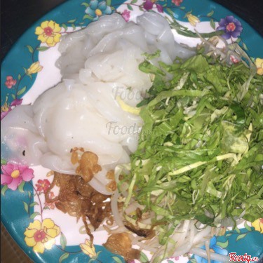 Bánh ướt + chả