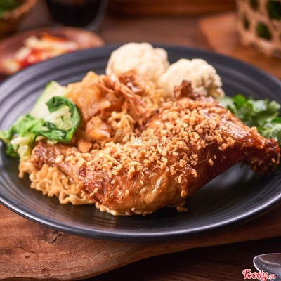 Mì Trộn Gà Mắm Tỏi