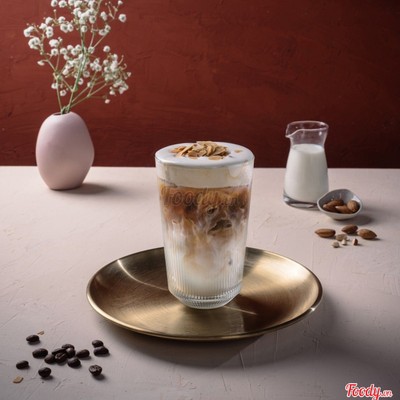 Iced Roasted Almond Latte