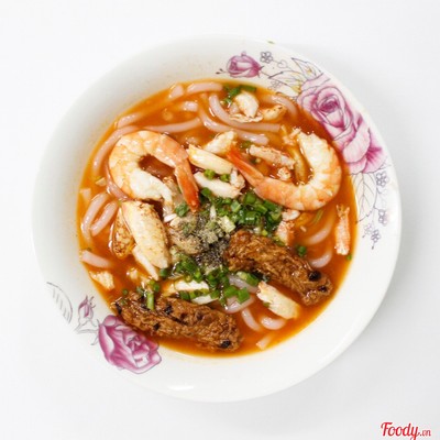 Bánh canh cua tôm chả cá