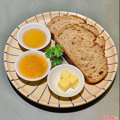 Tartine's Morning