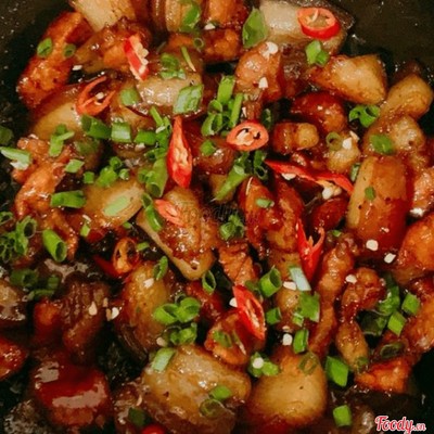 CƠM THỊT KHO TIÊU