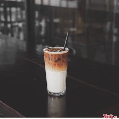Iced coconut latte 