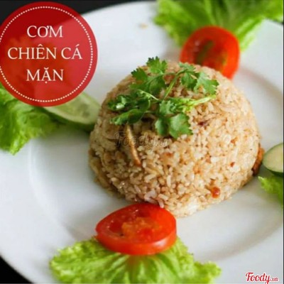Cơm chiên cá mặn