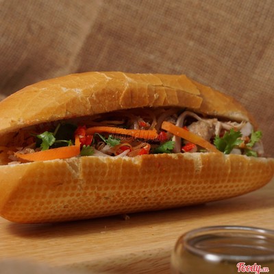 Bánh mì bì thịt