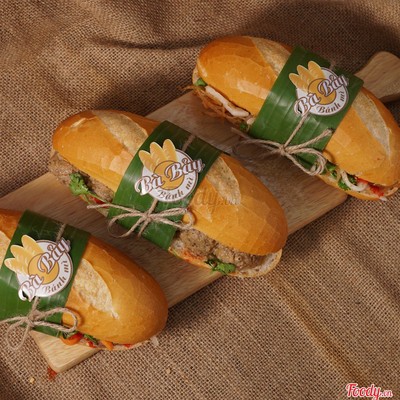 Bánh mì thập cẩm (bì - thịt - xíu mại)