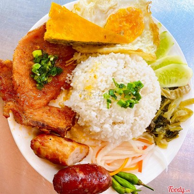 Cơm sườn đặc biệt