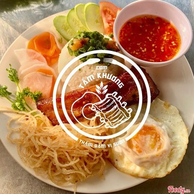 Cơm Tấm Sườn Cọng+ Ốp La+ Bì