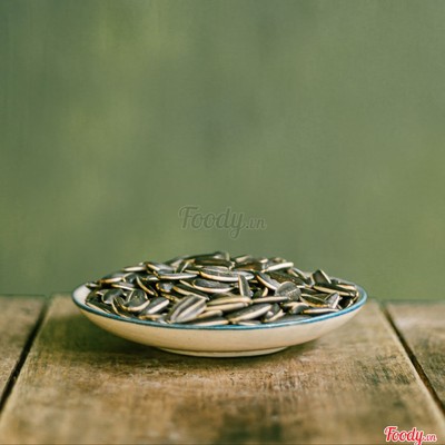 HƯỚNG DƯƠNG CỘNG - Cộng's Sunflower Seeds