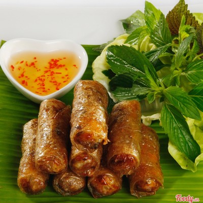 Bún chả giò cơm niêu sài gòn