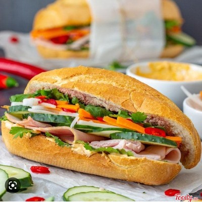 Bánh Mì Thịt Chả