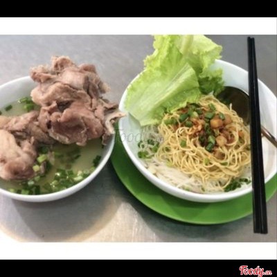 Hủ Tiếu Nước Xí Quách