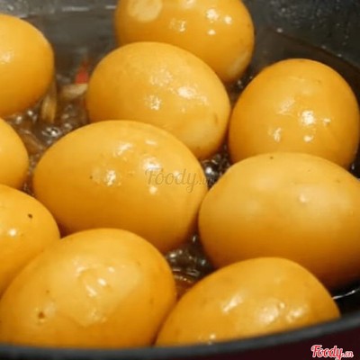 Trứng kho