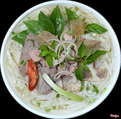 Combo Phở Tái + chén tiết trứng