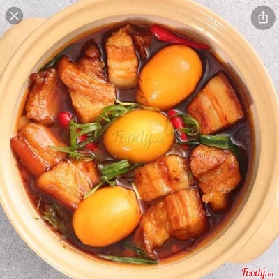 Cơm thịt kho đậu hũ + trứng