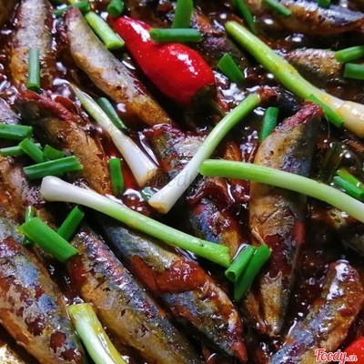 Cơm cá nục kho