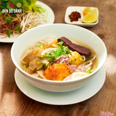 Bún Bò Huế Tái - Gân - Chả (Tôm + Cua)