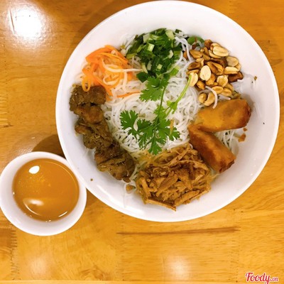 Bún Thịt Nướng Bì Chả Giò