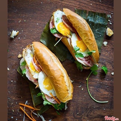 BÁNH MÌ ỐP LA 2 TRỨNG