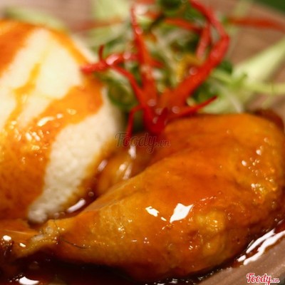 Cơm đùi gà rô ti