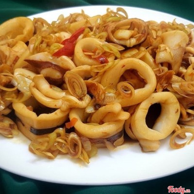 CƠM MỰC XÀO SẢ ỚT