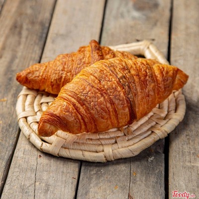 Plain croissant