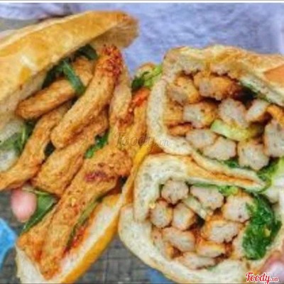 Bánh Mì Chả Cá Nha Trang Nóng