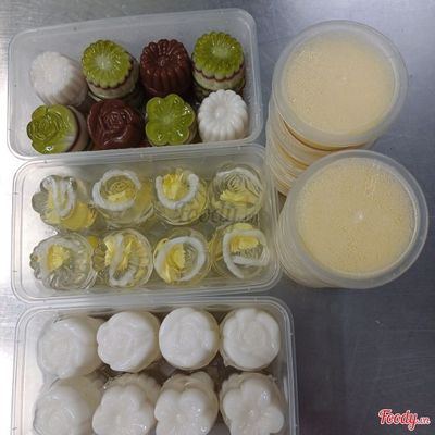 Combo 3 : 1 RC Dừa Bánh Flan, 1RC Thập Cẩm, 1 RC Cốt Dừa, 10 Cái Bánh Flan