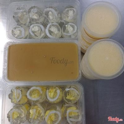 Combo 5: 1 RC Phẳng, 1 RC Phô Mai, 1 RC Dừa Bánh Flan, 10 Cái Bánh Flan