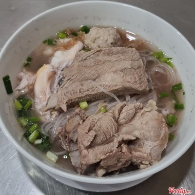 Hủ tiếu sườn non
