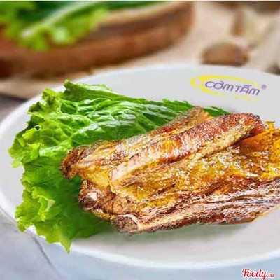 Cơm tấm sườn non nướng