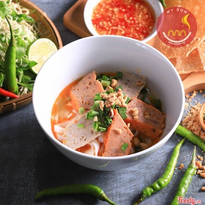 Mì Quảng Chả Cua Chả Tôm